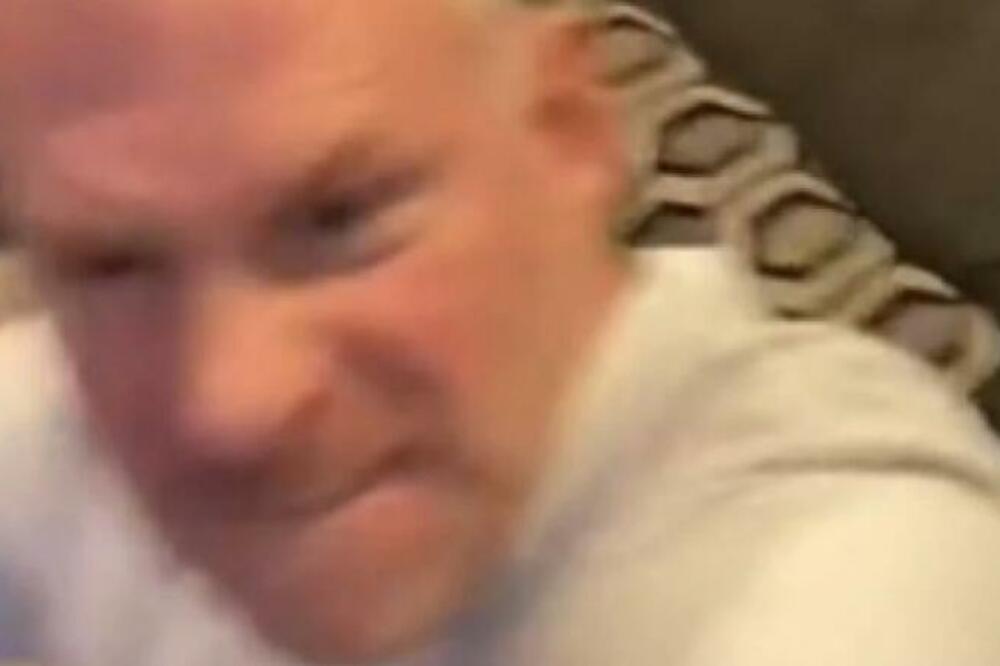 RODITELJI OSTAVILI SINA SAMOG KOD KUĆE: Kada su zatekli PRIZOR, slošilo im se, ŠTA JE OVO?! (VIDEO)