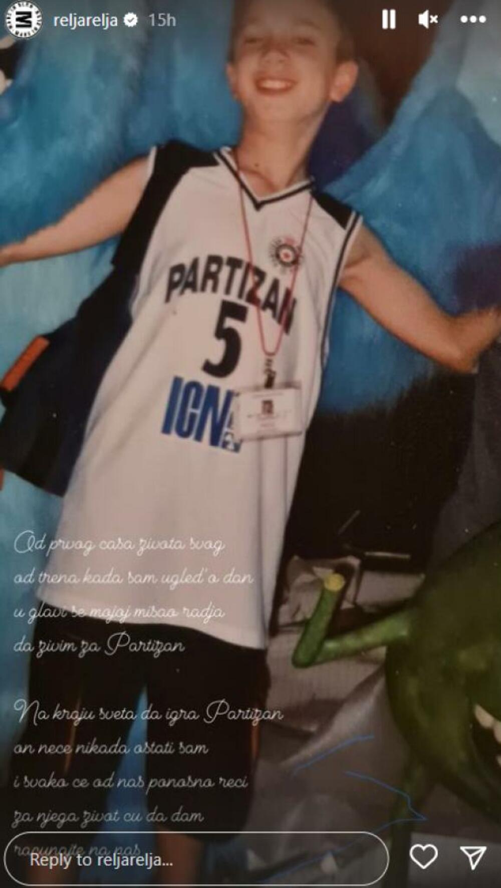 Relja Popović podelio fotografiju iz detinjstva