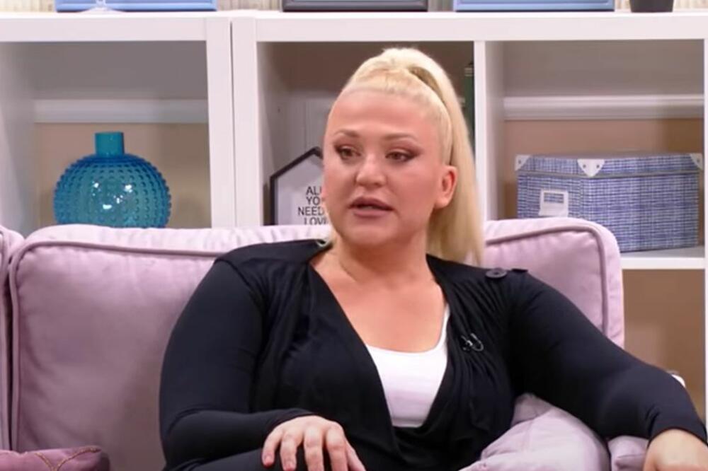 NATAŠA DNK JAVNO IZNELA PORODIČNE PROBLEME! Besna otkrila sve DETALJE SVAĐE sa ocem i majkom, sve zbog OVOGA?