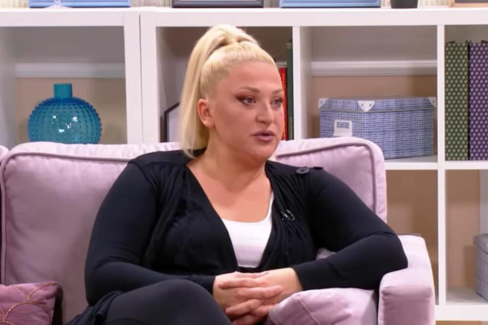 NATAŠA DNK ŽESTOKO OPLELA PO KOLEGAMA: Otkrila da je BILA ŽRTVA ZBOG VIŠKA KILOGRAMA, pa im UPUTILA JAKU PORUKU