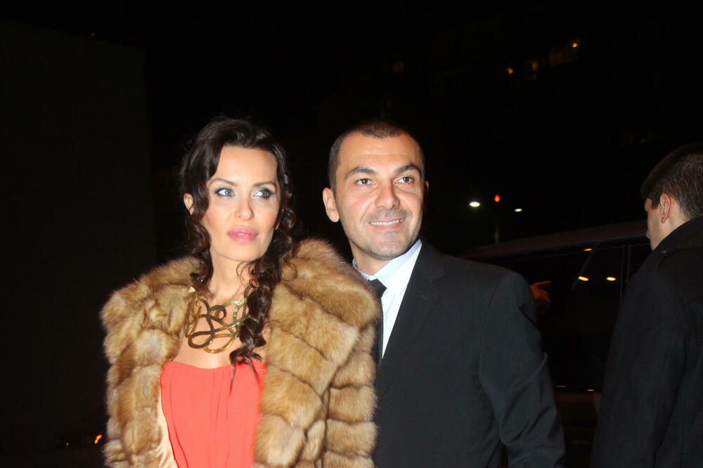 PRVU MUŽ FUDBALER, DRUGI BIZNISMEN, A TREĆI BOGATI NASLEDNIK: Po prvi put vidimo Elenina 3 SINA, povukli na OČEVE