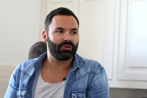 SIN NAŠEG POKOJNOG MUZIČARA POSTAJE OTAC: Venčali se u KRUGU NAJBLIŽIH, a sada čekaju RADOST