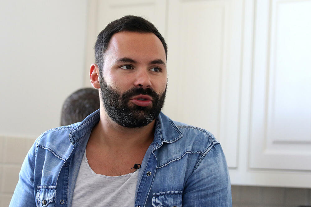 SIN NAŠEG POKOJNOG MUZIČARA POSTAJE OTAC: Venčali se u KRUGU NAJBLIŽIH, a sada čekaju RADOST