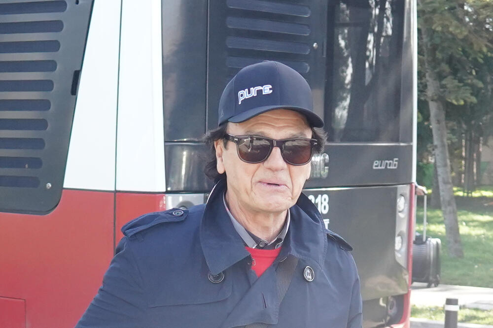 OSTAO JE NAJVEĆA JUGOSLOVENSKA ZVEZDA, A DANAS IZGLEDA OVAKO: Međutim, nekada je POZIRAO GO, sada je SVE ISPLIVALO