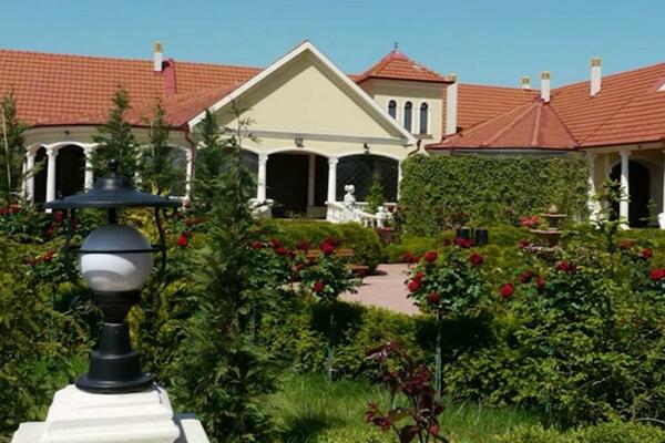 OVE STVARI NIKAKO NE DRŽITE U KUĆI: Veruje se da te SITNICE privlače NEVOLJE