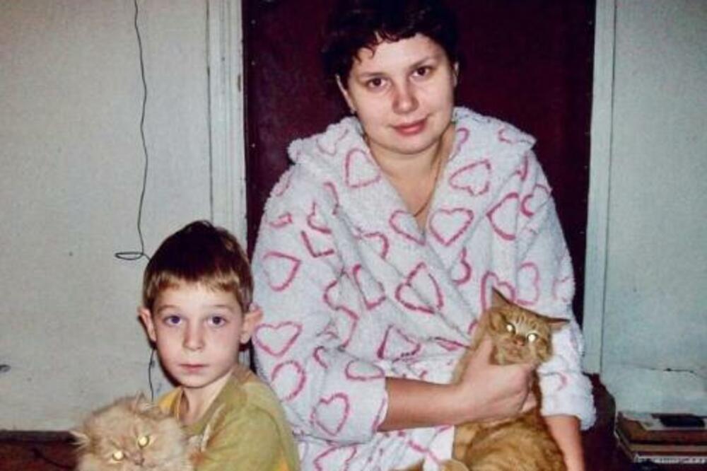 "Imala je odnose sa njim, pa se vraćala u moj krevet": Marina odgajala posinka od 7. godine, pa ga nevinog zavela!