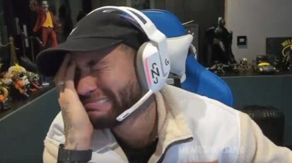 Nejmar, Fudbal, Sport