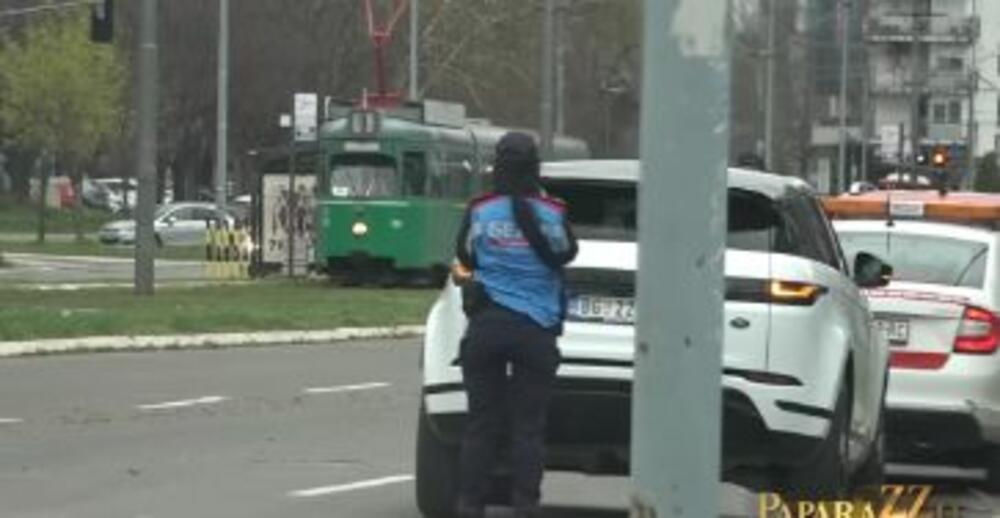 Policija kažnjava Milicu Pavlović i njenog vozača