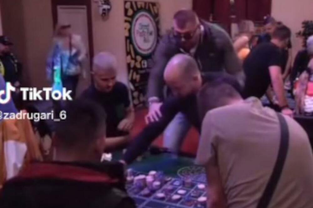 JANJUŠ NAPAO ZAPOSLENOG NA PINKU S LEĐA! Zadrugar POBESNEO, optužio momka da ga je POKRAO, sve SNIMLJENO