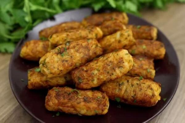 BRZI JEFTINI ĆEVAPI: Za njih vam je potrebno SAMO OVO, imaćete preukusan ručak (RECEPT)