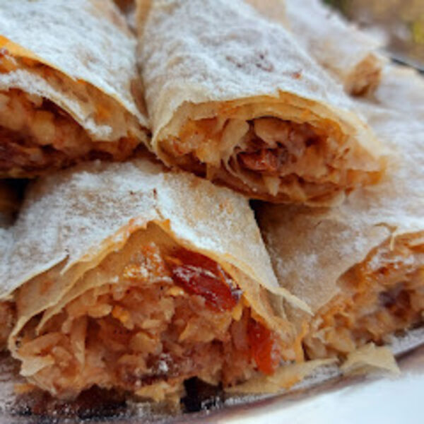 Slasna pita sa jabukama bez kapi ulja: Obogatite trpezu ovom poslasticom, odmah zapišite recept