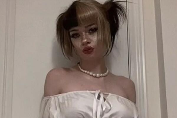 KAD JE VIDE, SVI POMISLE DA JE PRELEPA, ALI NAKOM PAR SEKUNDI, HOROR: Ljudi se uplaše na ovu trasformaciju (VIDEO)