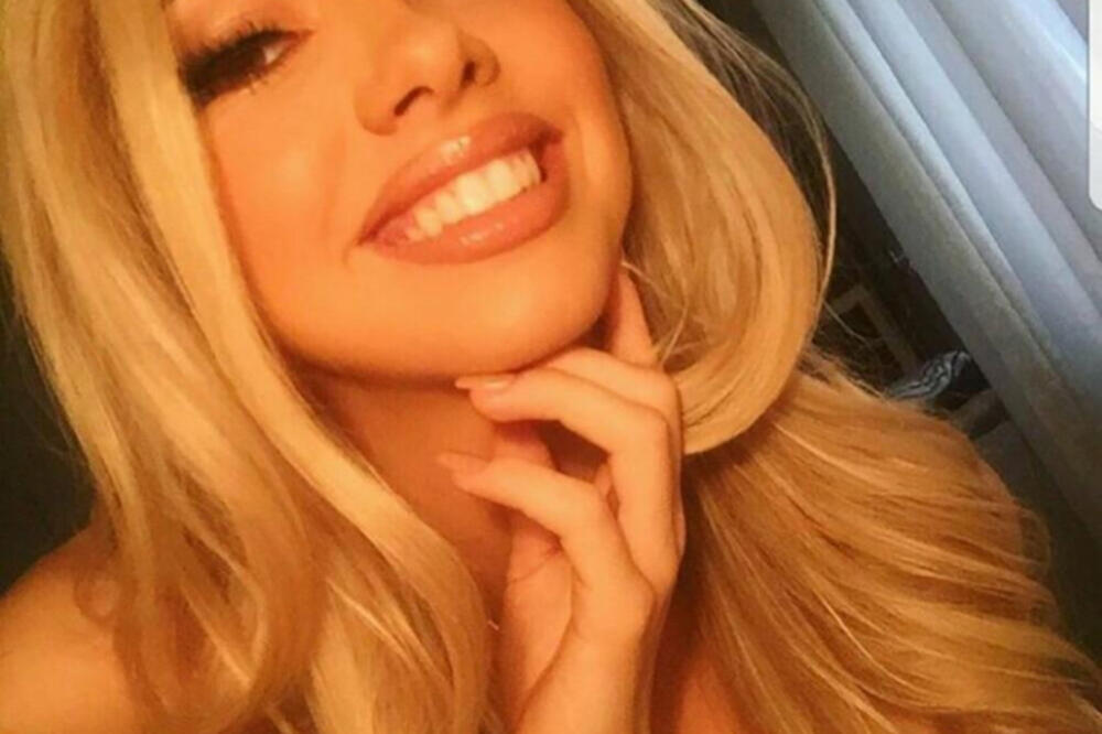 Majka joj važila za najveću bombu na RTS-u, a kad vidite nju pašće vam vilice: Od glave do pete nasledila sve