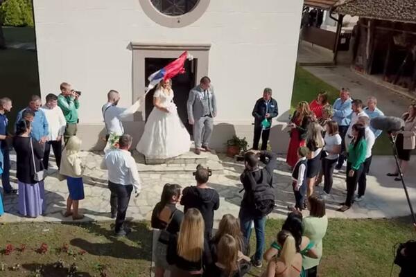 TRESAO SE ŠATOR, PARE LETELE NA SVE STRANE: Ovako izgleda svadba u srcu Šumadije za 1.000 ljudi! (VIDEO)