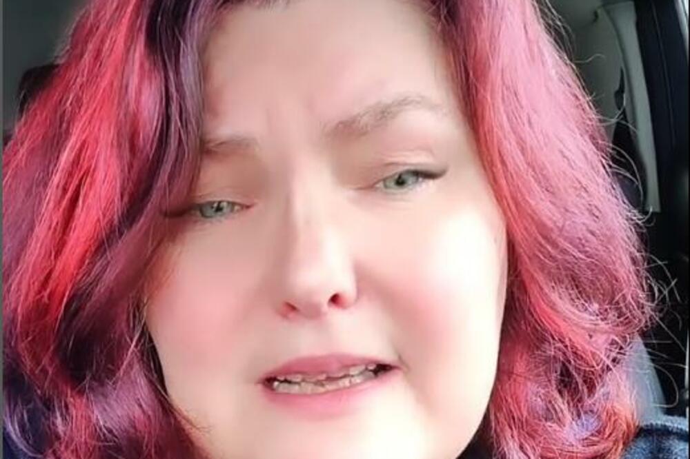 KUPA SE NA TRI NEDELJE I TAKO ŠTEDI NOVAC: Rođenu ĆERKU je SRAMOTA da je vide sa njom, a nju NIJE BRIGA (VIDEO)