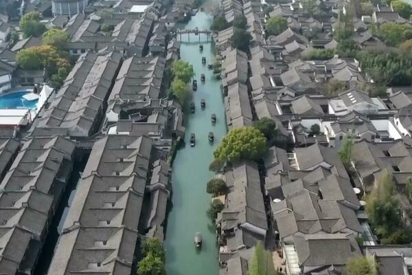 Drevna sela privlače turiste (VIDEO)