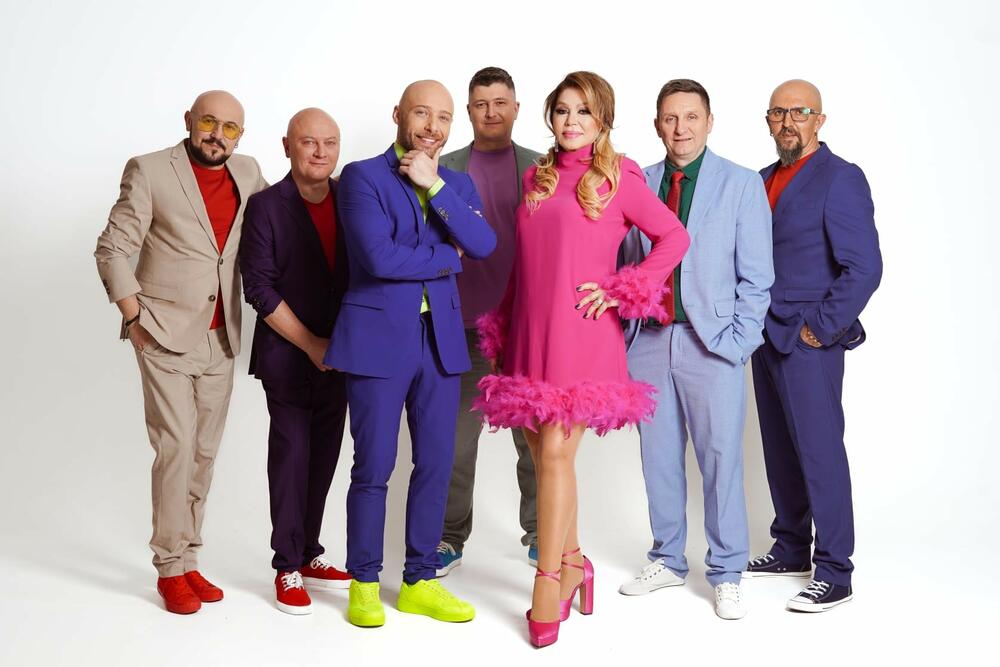 Posle knjige 'Zora je svanula' koja je ustalasala estradu pop diva Neda Ukraden obradovala je svoje fanove novom pesmom i novim vizuelno scenskim standardima koji pomeraju granice