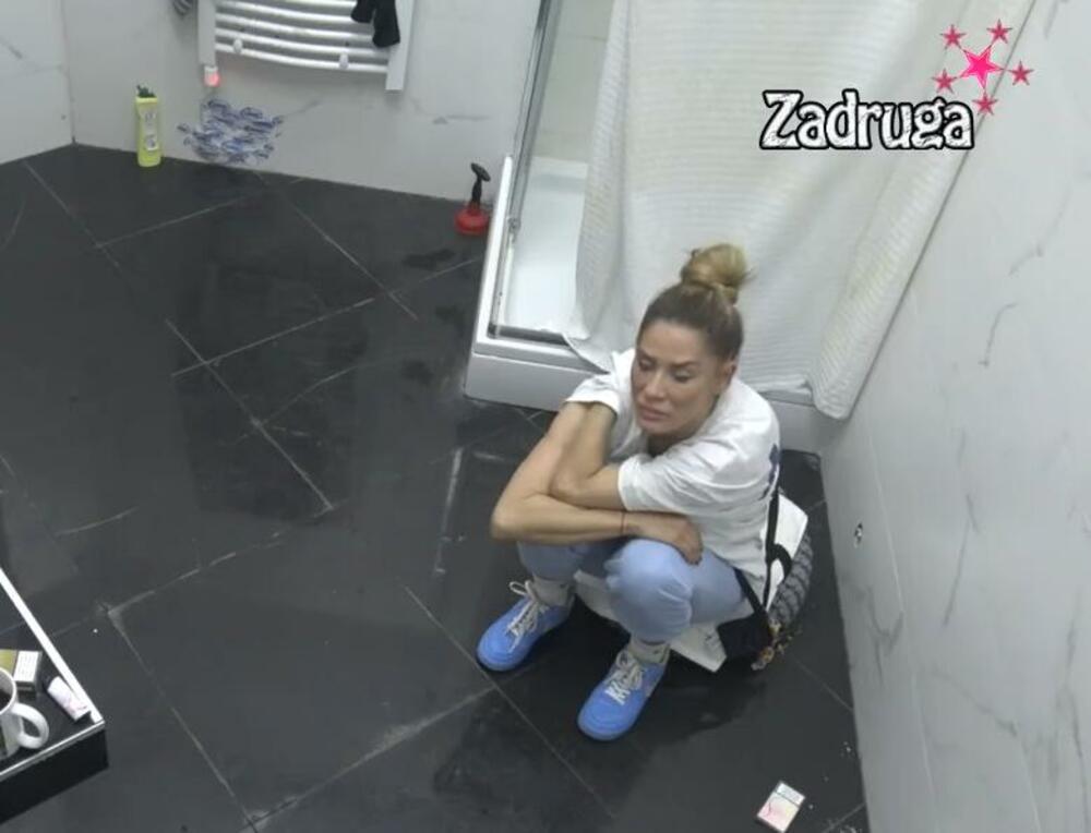 Ana o Zvezdanovom ponašanju