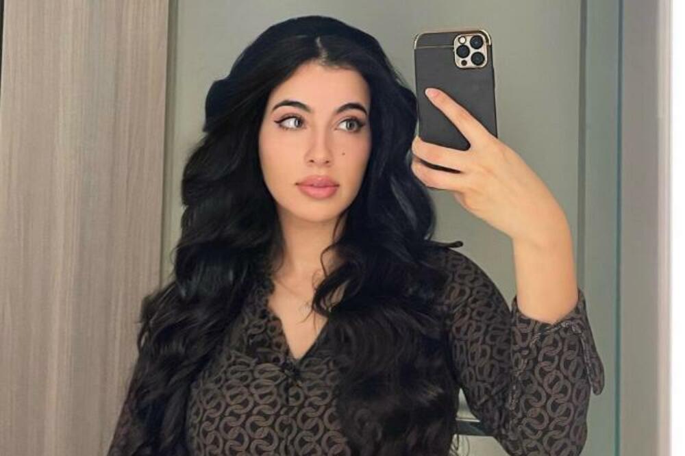 OVA USPEŠNA ŽENA JE MUSLIMANKA KOJA SKORO NIKADA NE NOSI HIDŽAB: Evo kako IZGLEDA SA NJIM, o njoj BRUJI CEO SVET