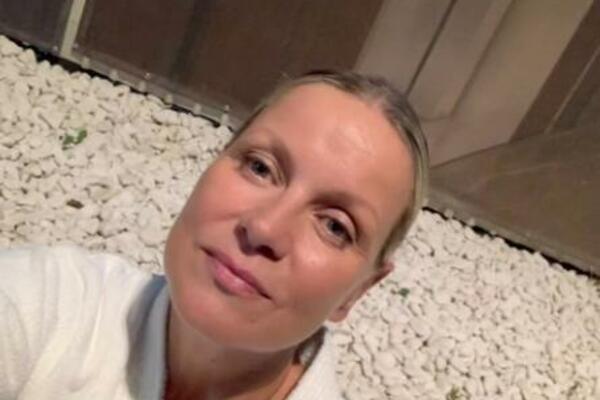 SRPSKOJ GLUMICI UMRLA MAJKA TOKOM SNIMANJA SERIJE: Ogromna tragedija, za 20 minuta je sve bilo GOTOVO
