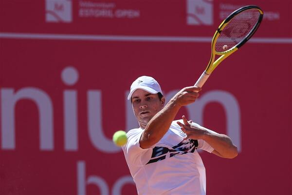 LAGANA POBEDA: Kecmanović ubedljivo preslišao rivala i prošao dalje! (FOTO)