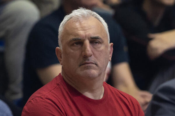 DONČIĆEV OTAC UŽIVO GLEDAO MEČ U PIONIRU: Otkrio da li će Luka zaigrati za Zvezdu! (VIDEO)