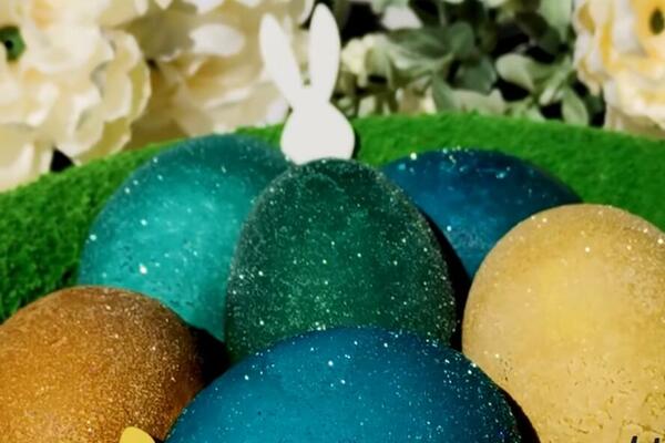 UMESTO CRVENOG LUKA, TRAVE I ČARAPA URADITE OVO: Ovakva JAJA će biti HIT ovog Uskrsa