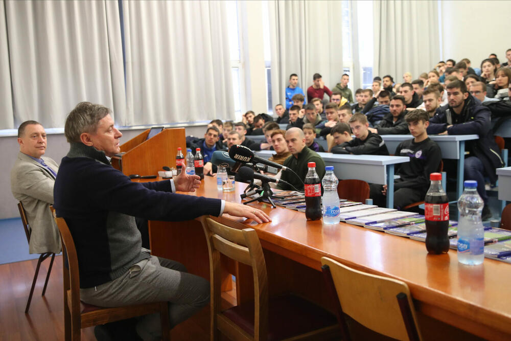 Dragan Stojković Piksi