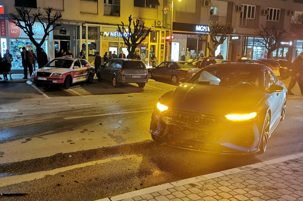 SUDARILI SE AUTOMOBILIMA, PA SE PESNIČILI: Nesvakidašnja SCENA na AUTO-PUTU, ljudi u neverici gledali!