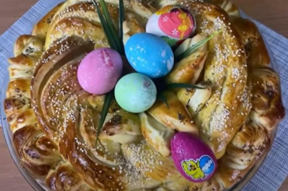 USKRŠNJA POGAČA PO BAKINOM RCEPTU KOJA UPOTPUNJAVA PRAZNIČNU TRPEZU: Lako i brzo se sprema! (VIDEO)