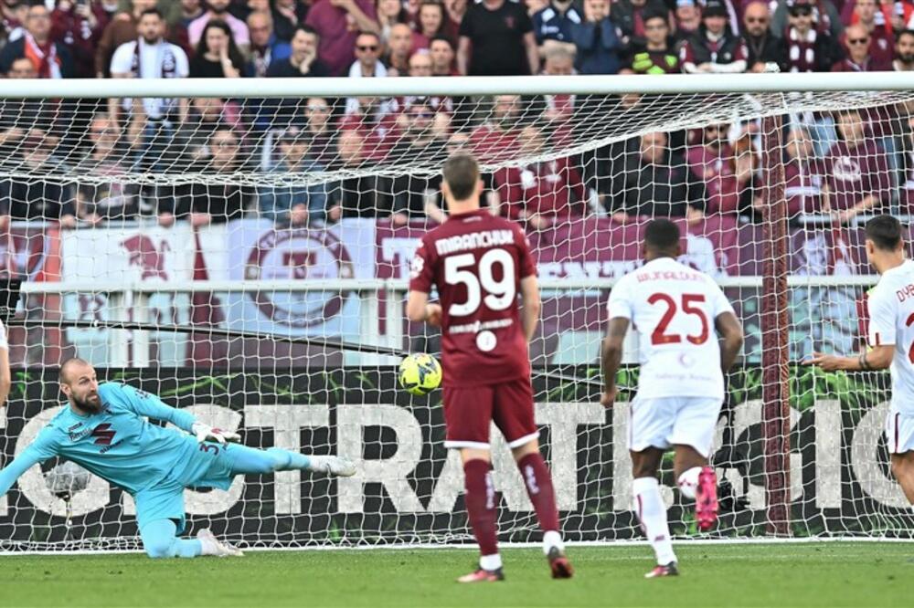 DIBALA MATIRAO VANJIN I RADONJIĆEV TORINO: Matić sve bliži Ligi šampiona!