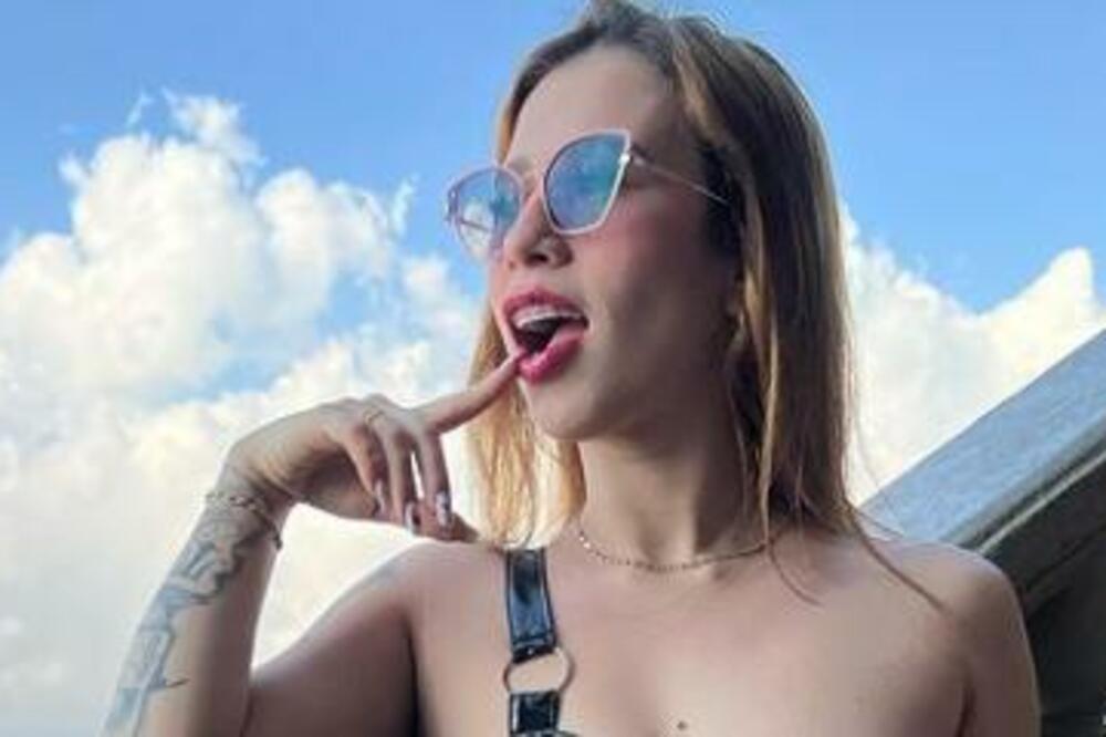 SNIMILA FILM ZA ODRASLE NA SVETOM MESTU, VIDEO PREGLEDAN SKORO 170.000 PUTA: Sad ga gleda i POLICIJA (FOTO)