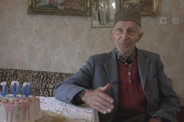 RADOVIN IZ DUDOVICE NAPUNIO 100 GODINA, PA SAM SEBI NAPRAVIO SANDUK I KRST: Deda FENOMEN otkrio TAJNU DUGOVEČNOSTI!