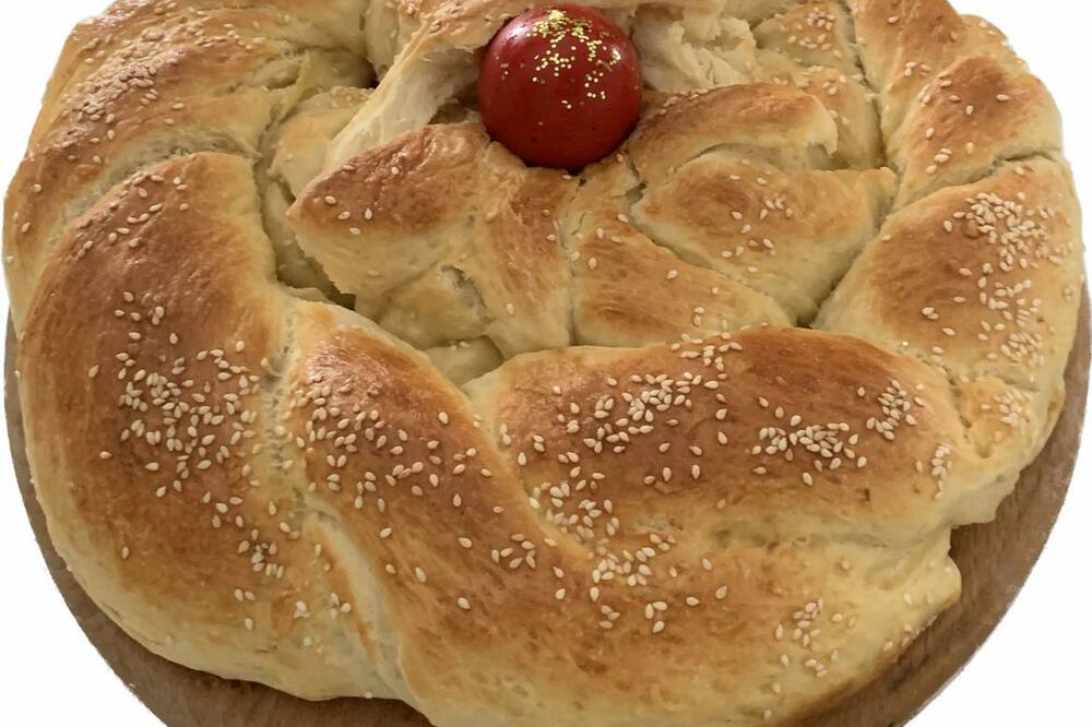 DA BI VASKRŠNJA POGAČA BILA SAVRŠENA URADITE CAKU KAO SA ŠTRUDLOM: Rezultat će vas oduševiti (RECEPT)