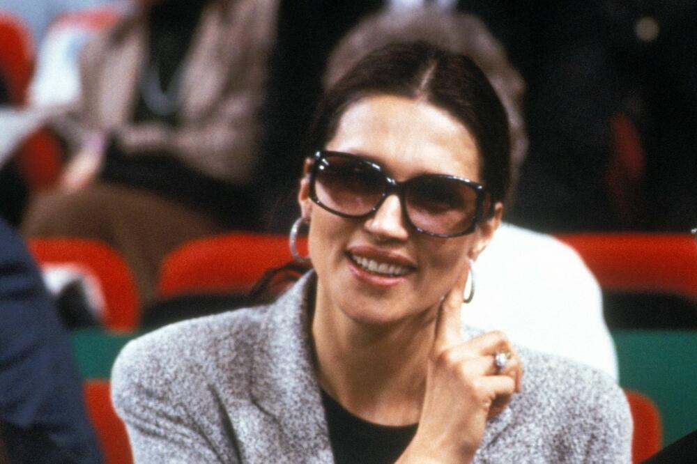 ZBOG KRSNE SLAVE ODLOŽILA RUČAK SA ŠVEDSKIM KRALJEM! "Niko ne bi pomislio da je TO žena o kojoj svet toliko govori"