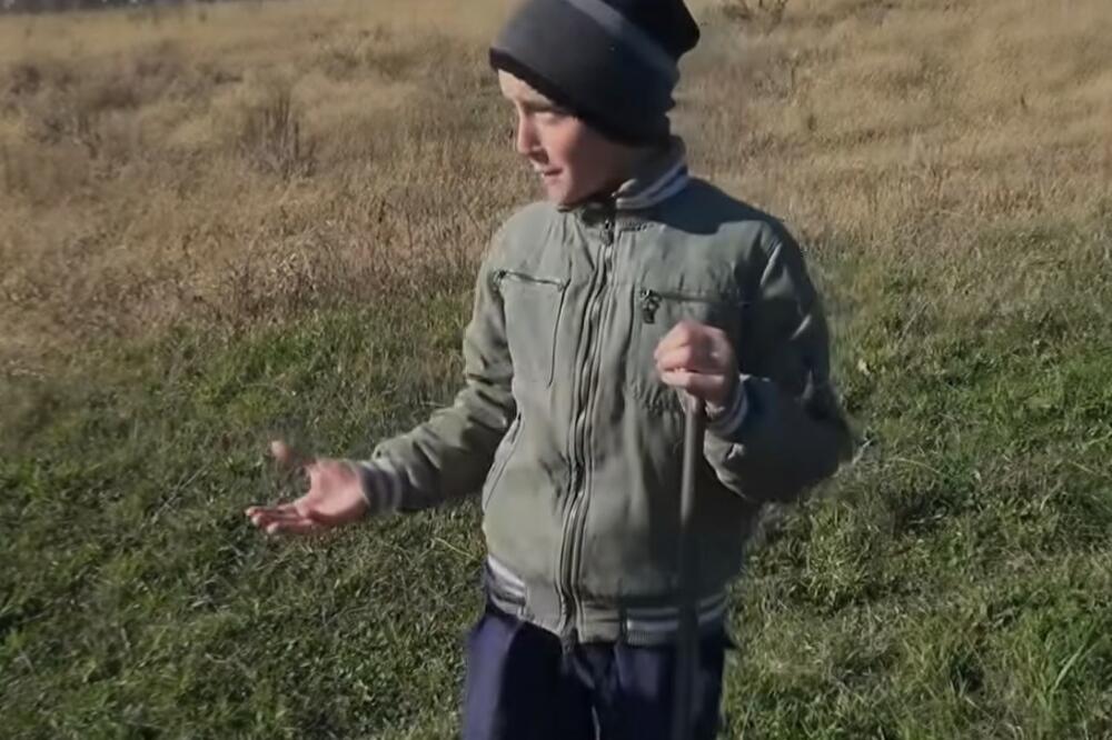 "DŽABA VAM VAŠE PARE, JA OVCE NE DAM": Dečak iz Bosne ODUŠEVIO REGION, neverovatno je ŠTA RADI (VIDEO)