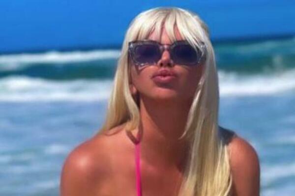 SAKRILA MU LICE PA NAVALILA! Dari OTKAZALE KOČNICE sa mlađim DEČKOM! DOHVATILI SE NASRED ULICE