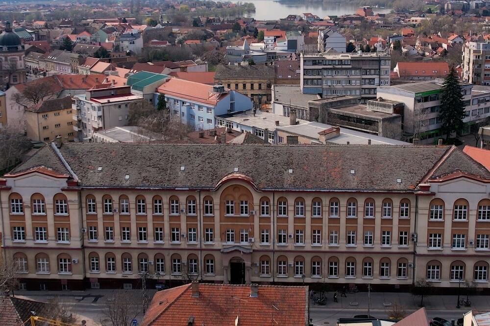 GIMNAZIJA OBELEŽAVA 185 GODINA - tradicija spojena sa modernim obrazovanjem