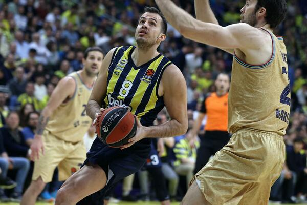 ŠANSA ZA VEČITE? Fenerbahče OTERAO Bjelicu i Kalatesa!