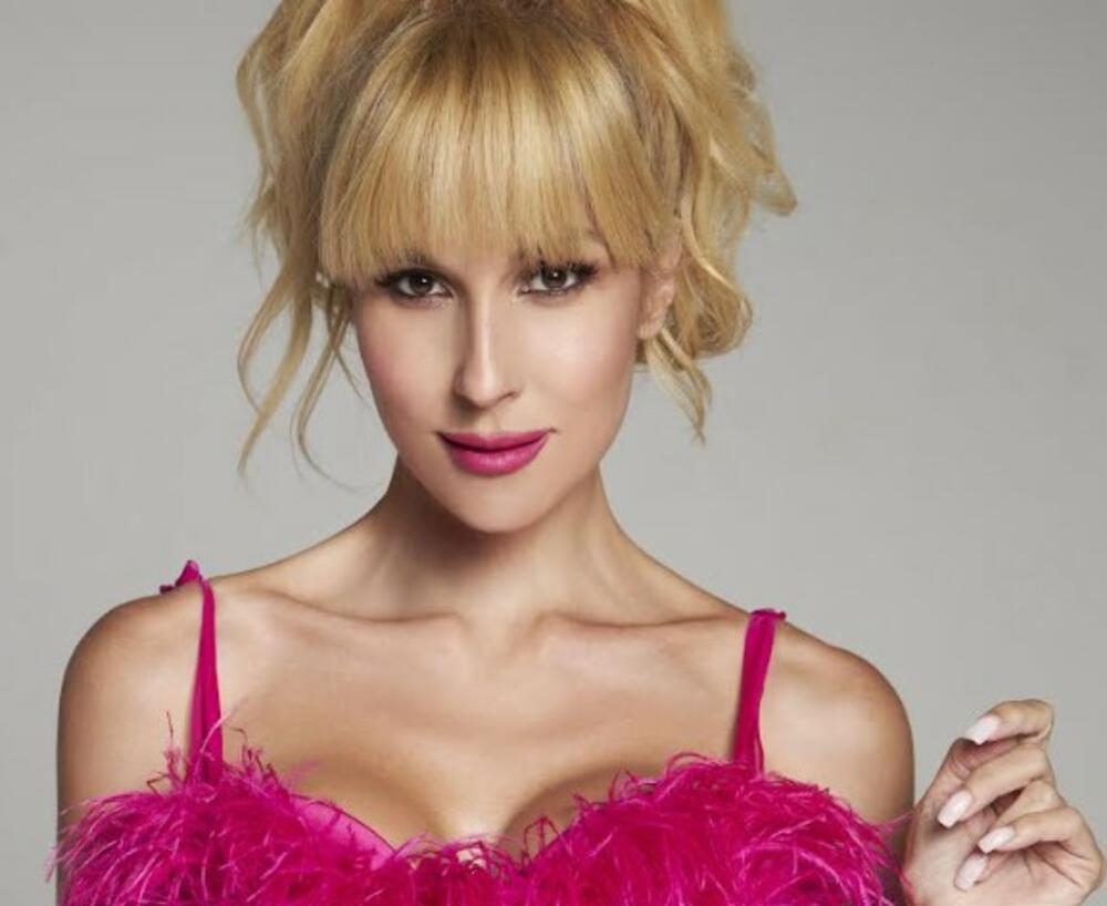 Glumica je jednom prilikom na svom Instagram profilu podelila fotografiju iz detinjstva