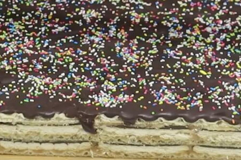 ČOKOLADNA POSLASTICA ZA USKRS KOJA SE SPREMA ZA 20 MINUTA: Ovakve OBLANDE još NISTE PROBALI, nema NIŠTA BOLJE