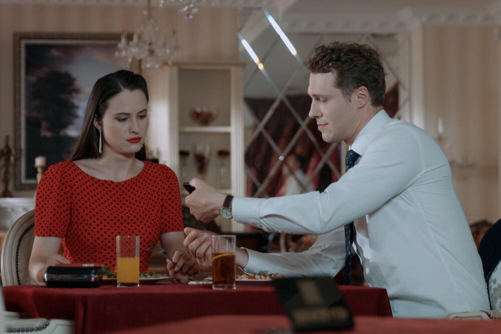 HTELA DA SPASI SESTRU, PA DOŽIVELA OZBILJNU NEZGODU! Odnos dve sestre iz epizode u epizodu sve tenzičniji