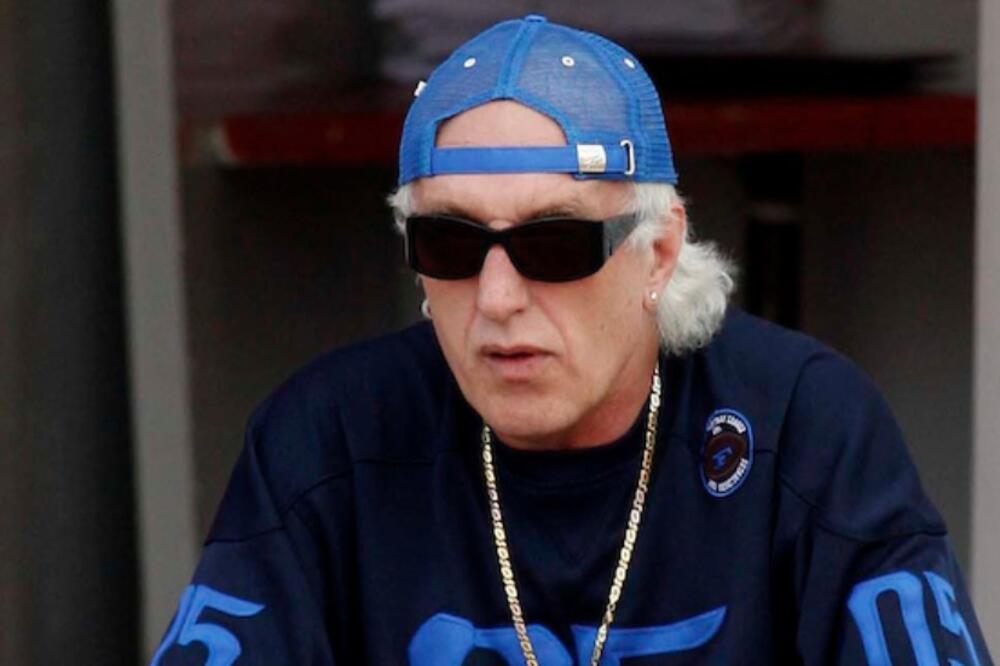 POČEO KAO ŠANER, ŽENE GA OBOŽAVALE A U FUDBALU BIO BOG I BATINA: Ovo je PRAVA ISTINA o čuvenom Bati Kankanu