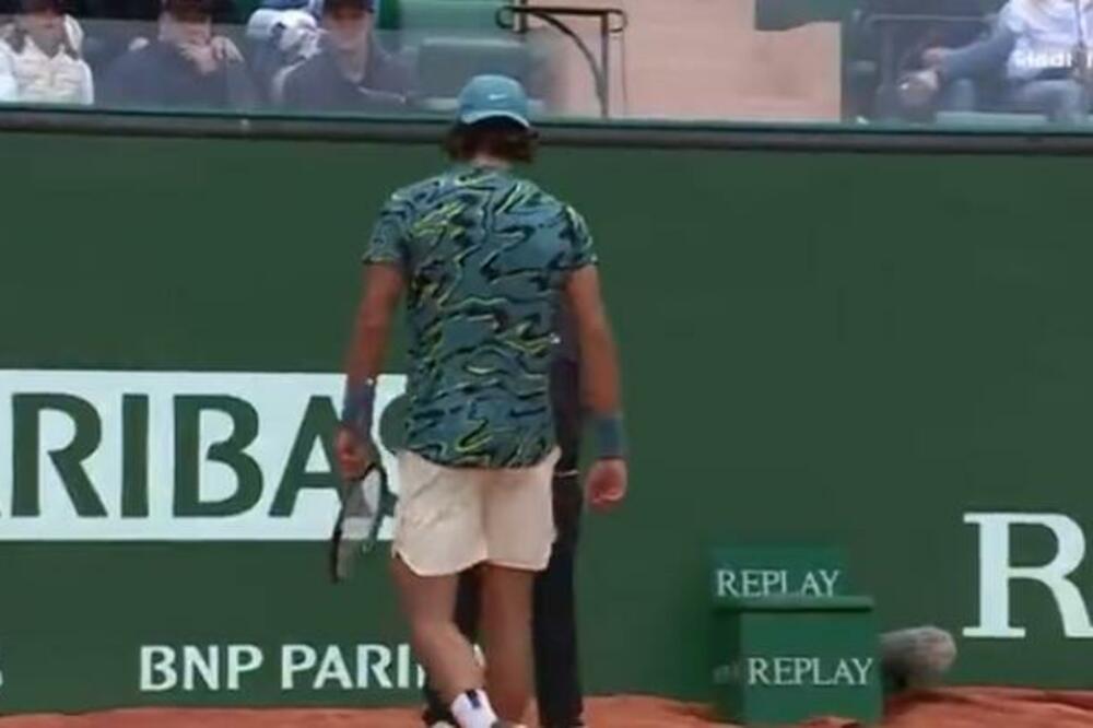 UMALO DISKVALIFIKACIJA! Dramatičan momenat tokom meča Đoković - Muzeti! (VIDEO)