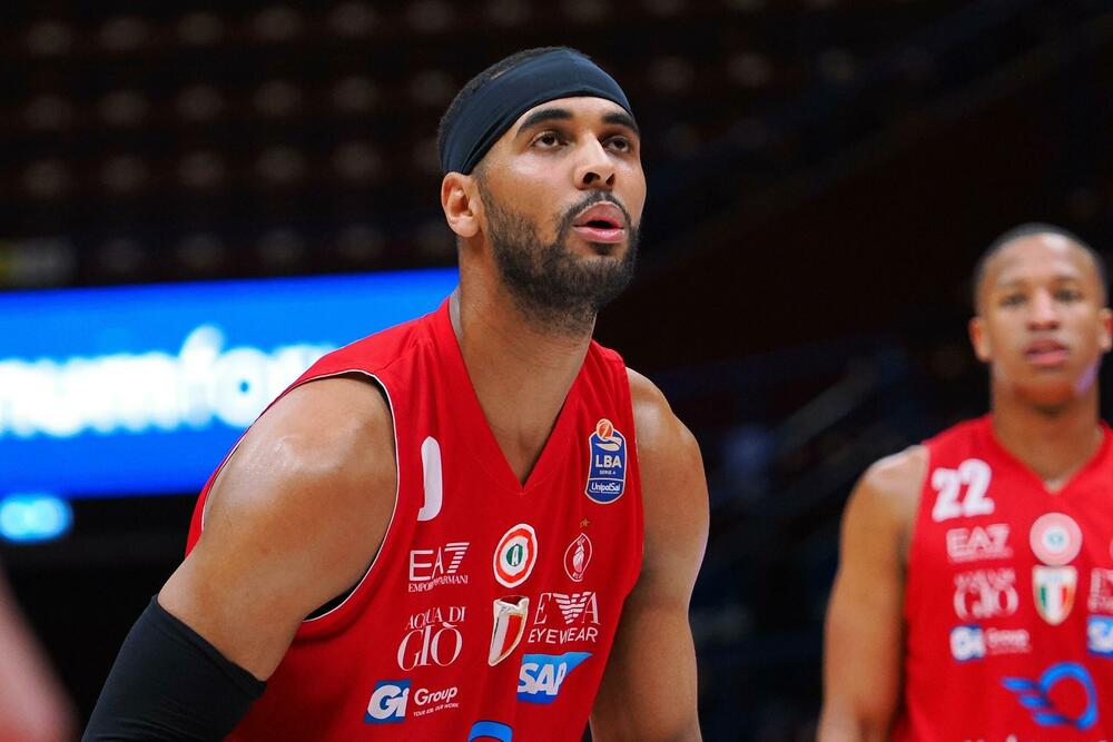 Brendon Dejvis u dresu Olimpije Milano