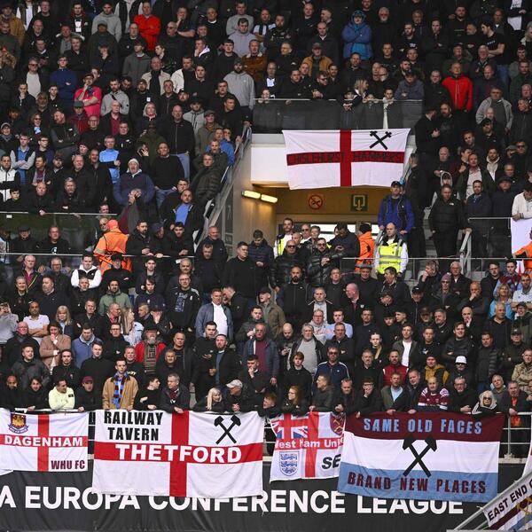 NAVIJAČ VEST HEMA (57) POGINUO U BELGIJI! Udario ga voz posle meča (FOTO)