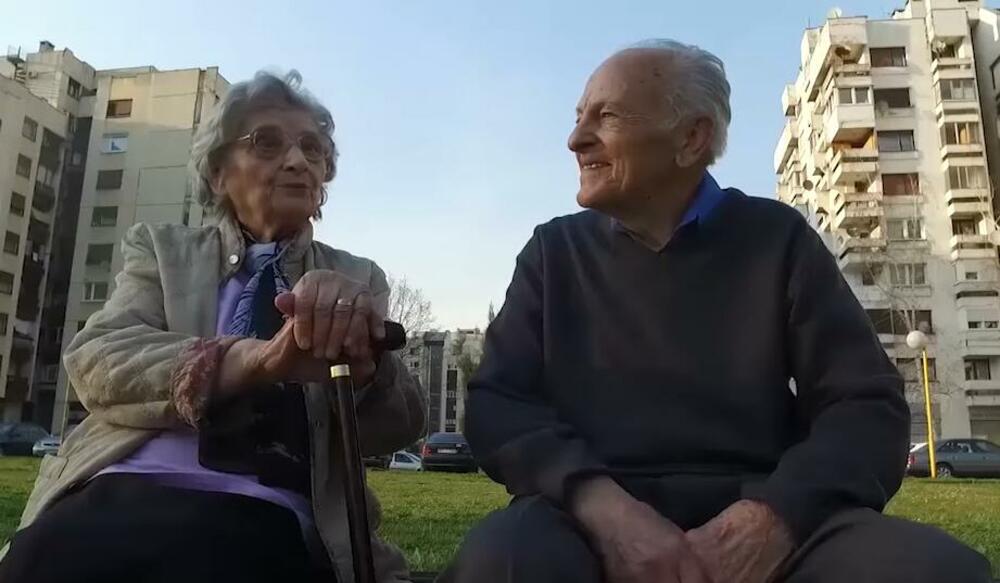 Sofija i Mustafa, Ljubav, Baka i deka