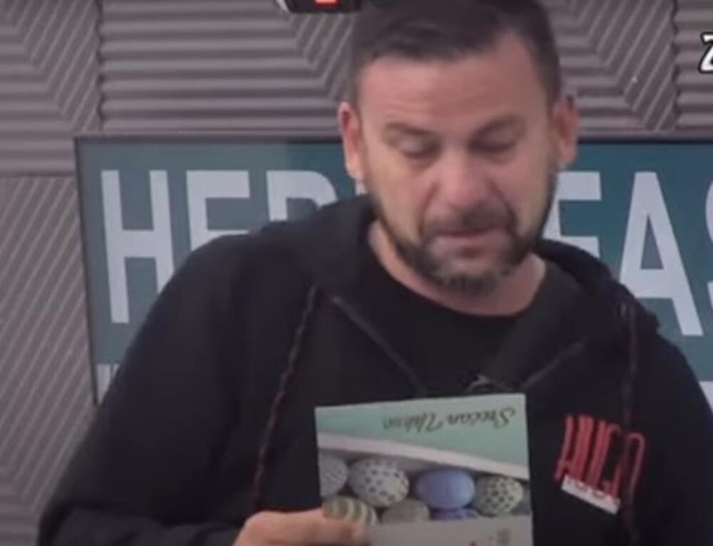 Jedan od tih je i Mikica Bojanić, koji je jednom prilikom zaigrao oko šipke.