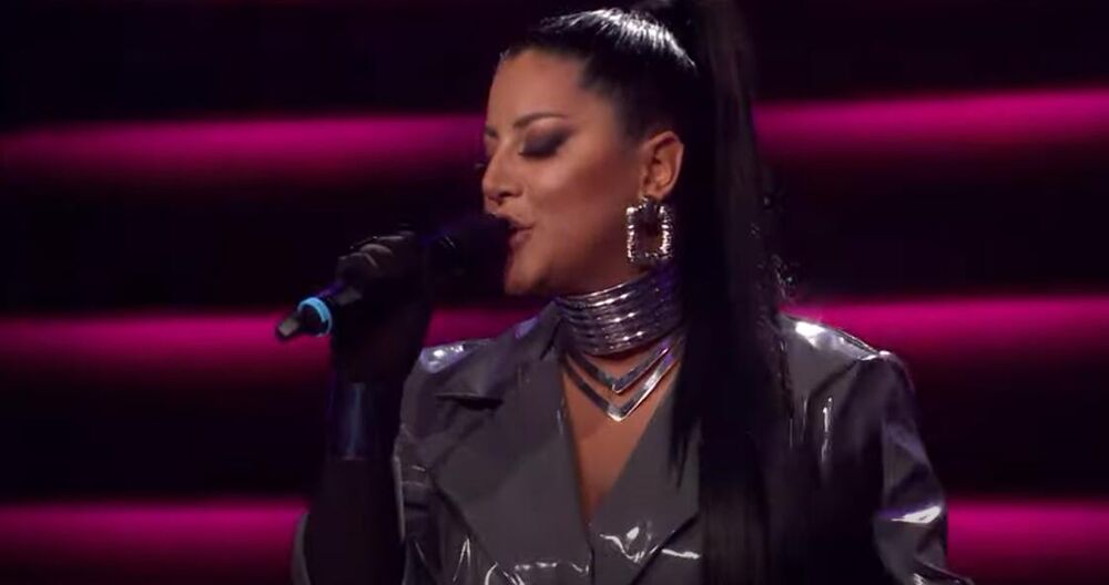 Za Emiliju kažu da likom podseća na majku, a da li će dostići njenu slavu ostaje da vidimo.