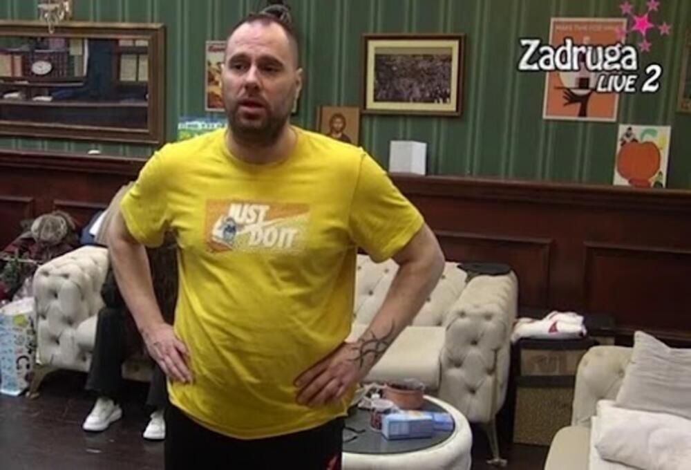 Zvezdan Slavnić pokazao ćerku 